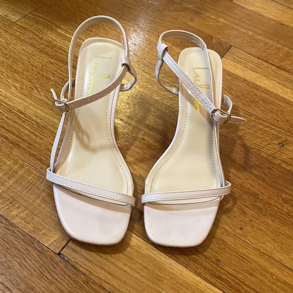 Lulus Nude Heels 6.5